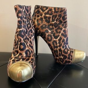 Brand new Michael Kors CYNTHIA Leopard Print Calf Hair